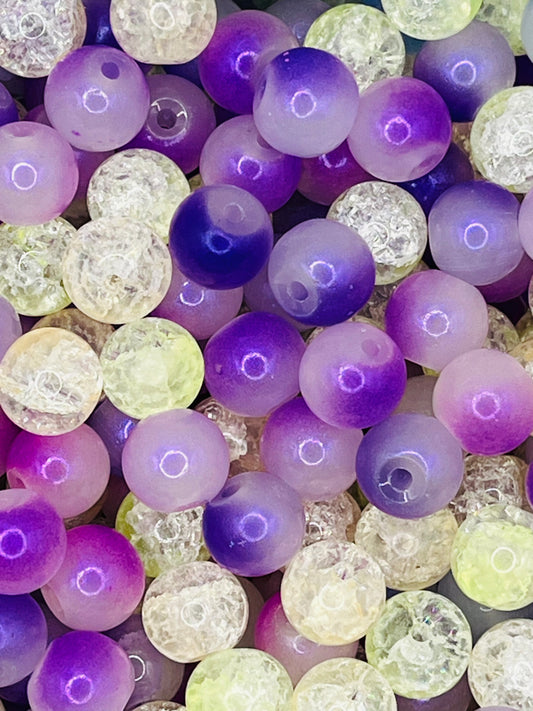 Color change glass beads