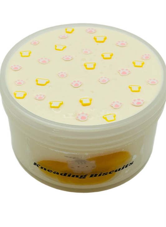 Kneading Biscuits 5oz